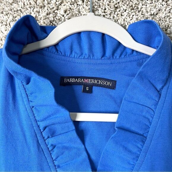 Barbara Erickson Top Women’s Small Blue Ruffle V-Neck Sleeveless Tank - Picture 2 of 5